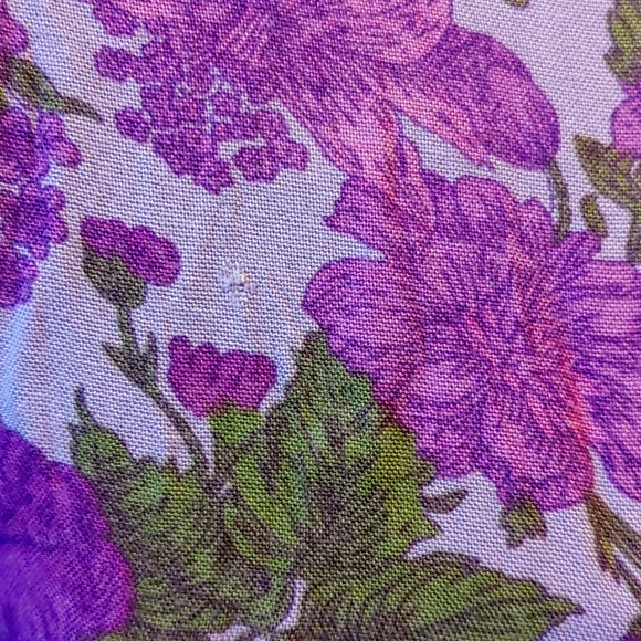 Country dress - Picture 8 of 8